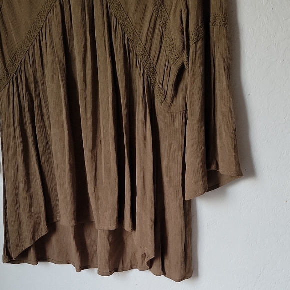 Eyeshadow Olive Green Color  Asymmetrical Blouse Long Sleeve Size M /100% Rayon - Picture 3 of 11